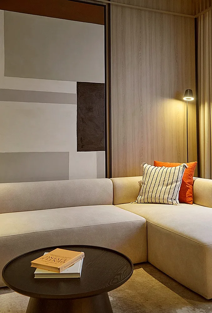Parkside Residences showroom master suite 40